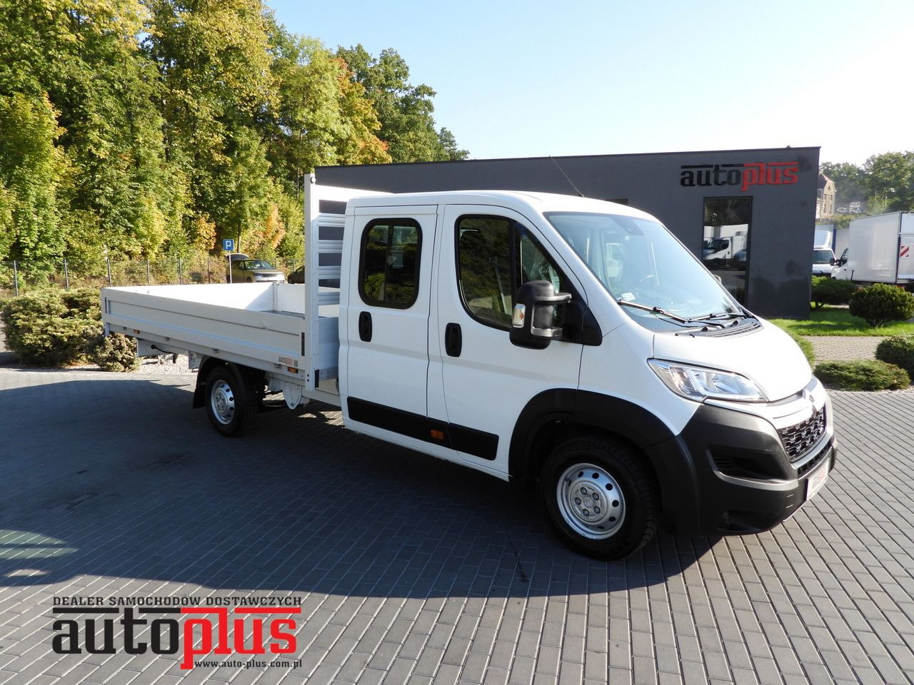 CITROEN JUMPER STAKE BODY DOUBLE CABIN DOKA 7 SEATS PNEUMATICS AIR CONDITIONING 140HP - Transporter mit Doppelkabine: das Bild 1 CITROEN JUMPER STAKE BODY DOUBLE CABIN DOKA 7 SEATS PNEUMATICS AIR CONDITIONING 140HP - Transporter mit Doppelkabine: das Bild 1