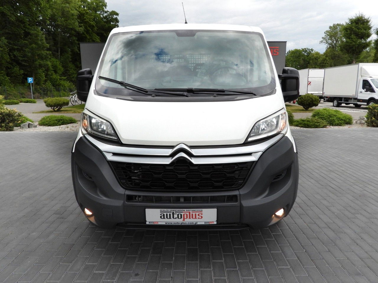 Citroën JUMPER PRITSCHE DOPPELKABINE DOKA 7 SITZE - Pritsche Transporter, Transporter mit Doppelkabine: das Bild 5 Citroën JUMPER PRITSCHE DOPPELKABINE DOKA 7 SITZE - Pritsche Transporter, Transporter mit Doppelkabine: das Bild 5
