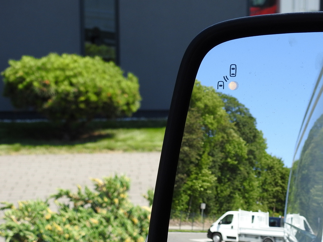 Kühltransporter FORD TRANSIT REFRIGERATOR VAN 0*C HEATING FUNCTION CRUISE CONTROL AIR CONDITIONING LED LIGHTS 130HP: das Bild 21 Kühltransporter FORD TRANSIT REFRIGERATOR VAN 0*C HEATING FUNCTION CRUISE CONTROL AIR CONDITIONING LED LIGHTS 130HP: das Bild 21