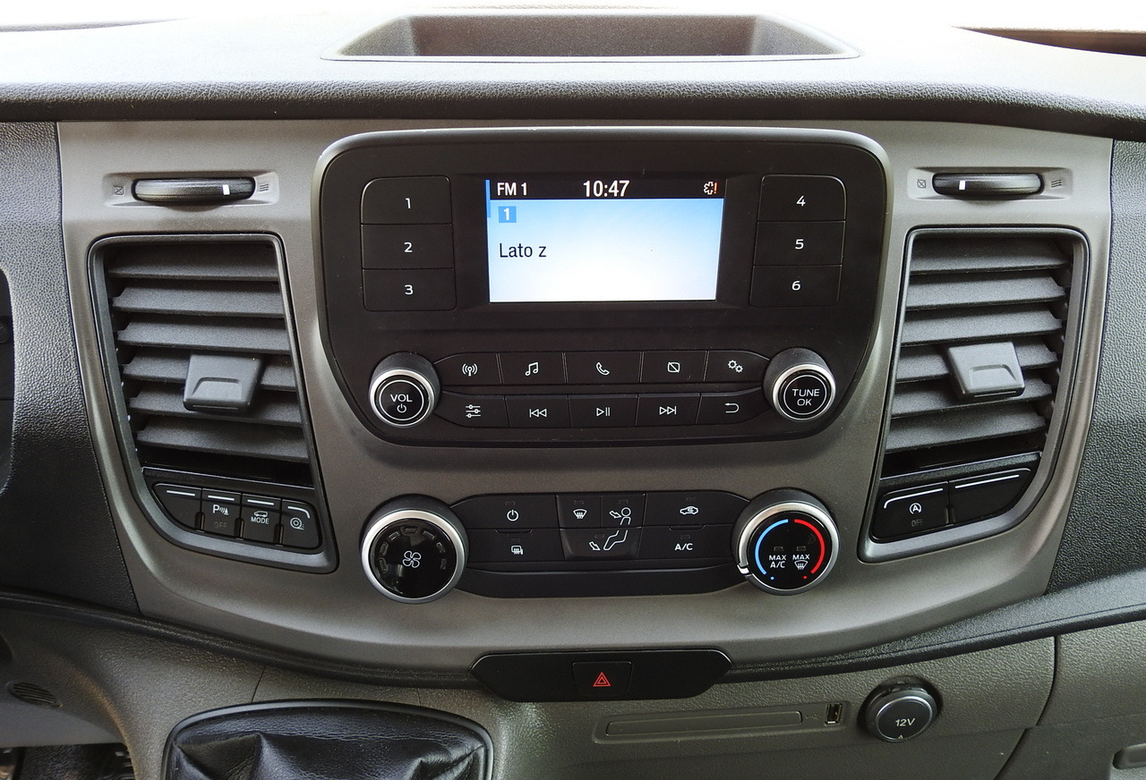 Kühltransporter FORD TRANSIT REFRIGERATOR VAN 0*C HEATING FUNCTION CRUISE CONTROL AIR CONDITIONING LED LIGHTS 130HP: das Bild 39 Kühltransporter FORD TRANSIT REFRIGERATOR VAN 0*C HEATING FUNCTION CRUISE CONTROL AIR CONDITIONING LED LIGHTS 130HP: das Bild 39