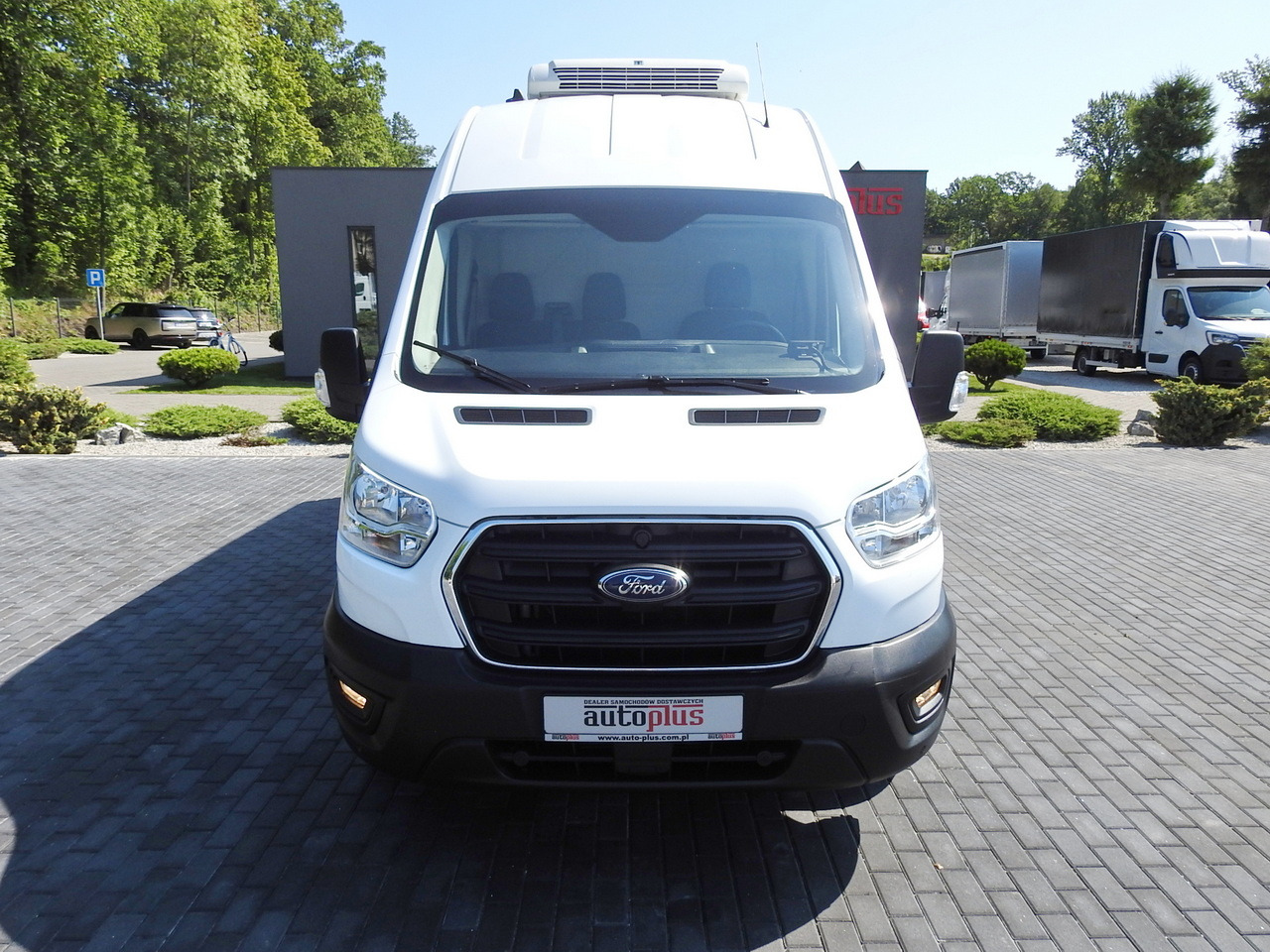 Kühltransporter FORD TRANSIT REFRIGERATOR VAN 0*C HEATING FUNCTION CRUISE CONTROL AIR CONDITIONING LED LIGHTS 130HP: das Bild 5 Kühltransporter FORD TRANSIT REFRIGERATOR VAN 0*C HEATING FUNCTION CRUISE CONTROL AIR CONDITIONING LED LIGHTS 130HP: das Bild 5