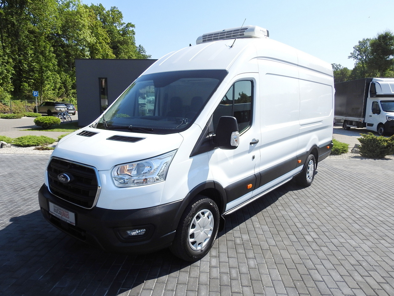 Kühltransporter FORD TRANSIT REFRIGERATOR VAN 0*C HEATING FUNCTION CRUISE CONTROL AIR CONDITIONING LED LIGHTS 130HP: das Bild 18 Kühltransporter FORD TRANSIT REFRIGERATOR VAN 0*C HEATING FUNCTION CRUISE CONTROL AIR CONDITIONING LED LIGHTS 130HP: das Bild 18