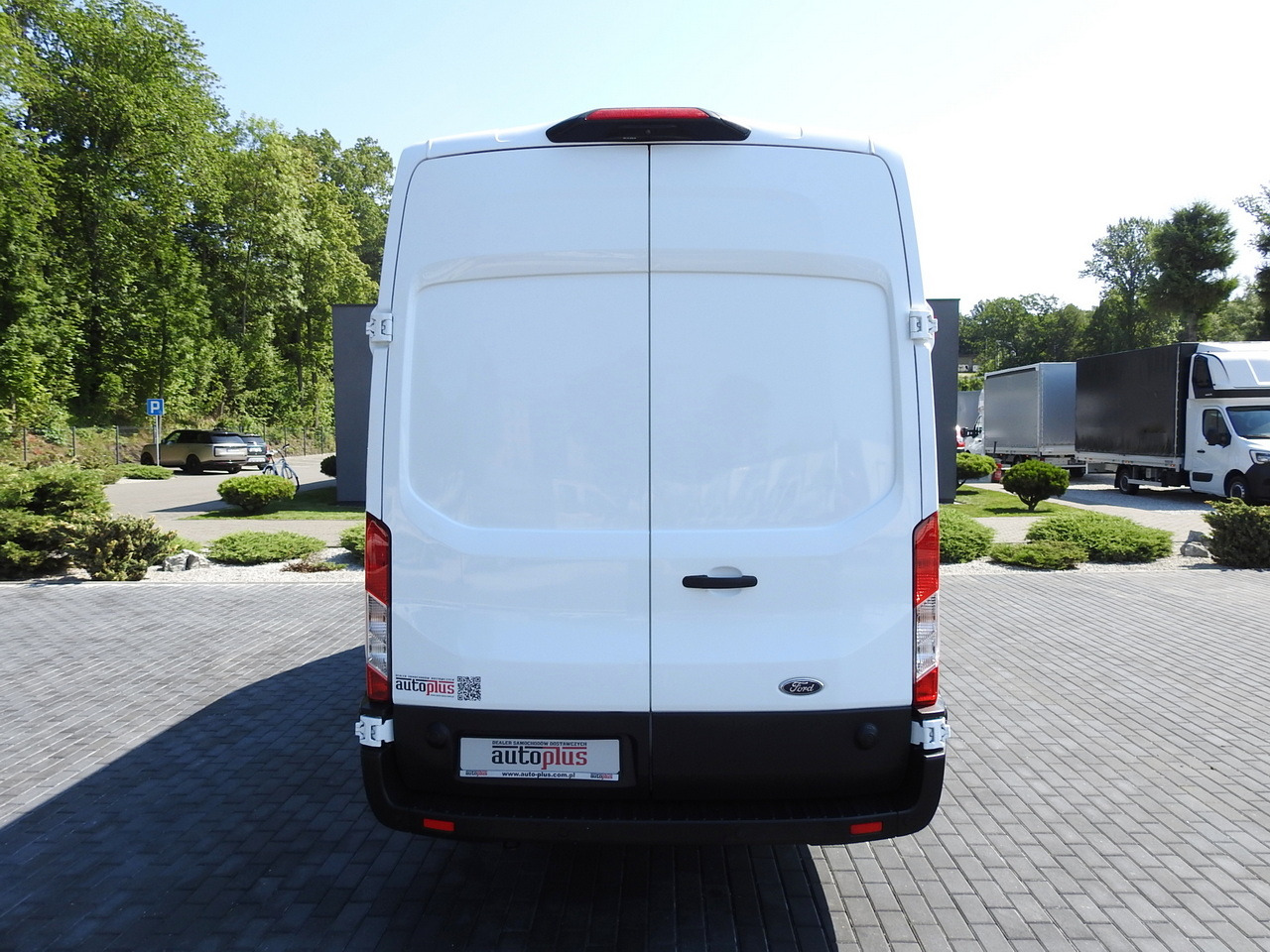 Kühltransporter FORD TRANSIT REFRIGERATOR VAN 0*C HEATING FUNCTION CRUISE CONTROL AIR CONDITIONING LED LIGHTS 130HP: das Bild 11 Kühltransporter FORD TRANSIT REFRIGERATOR VAN 0*C HEATING FUNCTION CRUISE CONTROL AIR CONDITIONING LED LIGHTS 130HP: das Bild 11