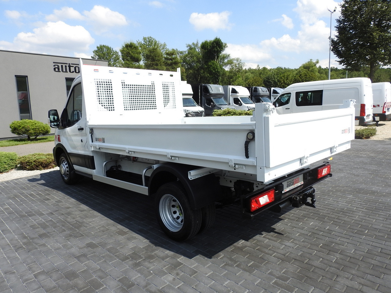 Kipper Transporter FORD TRANSIT TIPPER CRUISE CONTROL AIR CONDITIONING TWIN WHEELS  170HP: das Bild 9