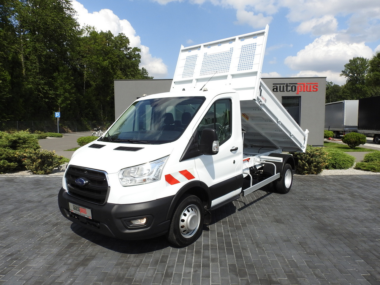 Kipper Transporter FORD TRANSIT TIPPER CRUISE CONTROL AIR CONDITIONING TWIN WHEELS  170HP: das Bild 17