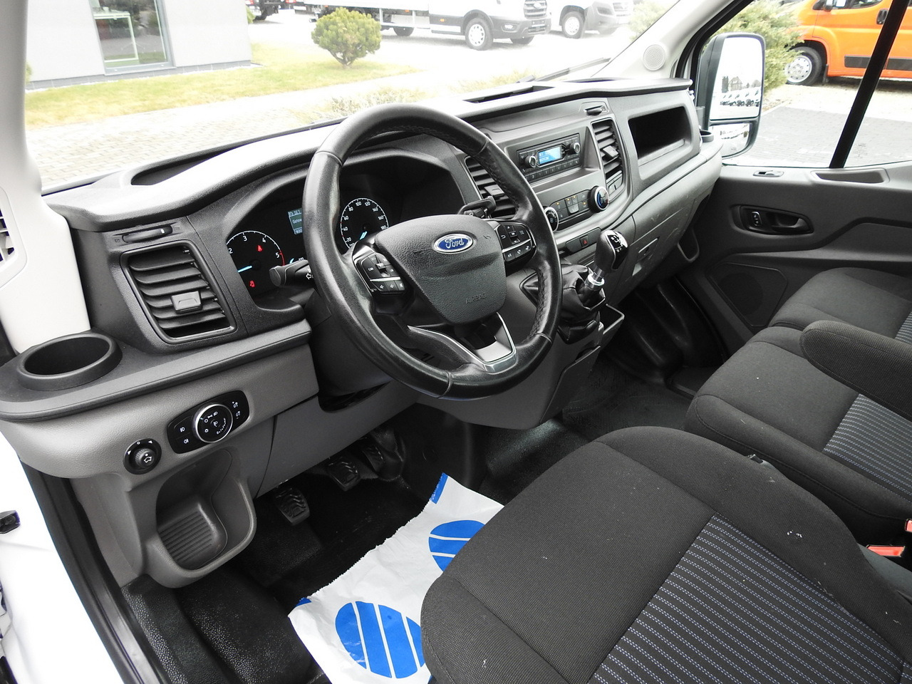FORD TRANSIT TIPPER LED LIGHTS TWIN WHEELS AIR CONDITIONING 130HP - Kipper Transporter: das Bild 2 FORD TRANSIT TIPPER LED LIGHTS TWIN WHEELS AIR CONDITIONING 130HP - Kipper Transporter: das Bild 2