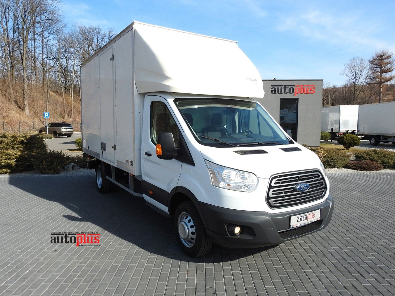 Ford TRANSIT KOFFER AUFZUG 8 PALETTEN TEMPOMAT LED - Koffer Transporter: das Bild 1 Ford TRANSIT KOFFER AUFZUG 8 PALETTEN TEMPOMAT LED - Koffer Transporter: das Bild 1