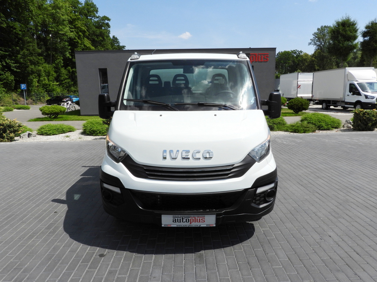 IVECO DAILY 35C15 TIPPER CRUISE CONTROL TWIN WHEELS AIR CONDITIONING 150HP - Kipper Transporter: das Bild 5 IVECO DAILY 35C15 TIPPER CRUISE CONTROL TWIN WHEELS AIR CONDITIONING 150HP - Kipper Transporter: das Bild 5