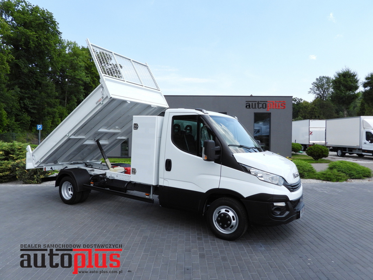 IVECO DAILY 35C15 TIPPER CRUISE CONTROL TWIN WHEELS AIR CONDITIONING 150HP - Kipper Transporter: das Bild 1 IVECO DAILY 35C15 TIPPER CRUISE CONTROL TWIN WHEELS AIR CONDITIONING 150HP - Kipper Transporter: das Bild 1