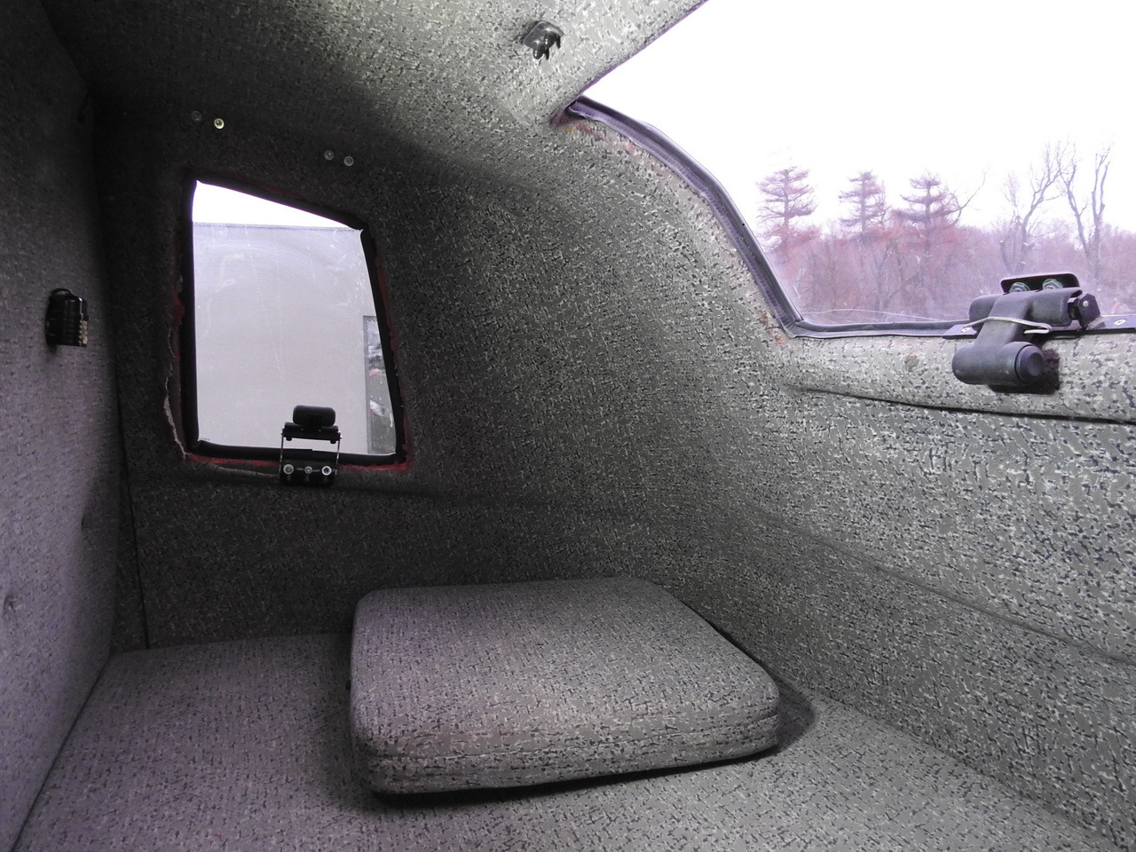 Koffer Transporter IVECO DAILY 35C16 BOX LIFT 8 PALLETS CRUISE CONTROL TWIN WHEELS AIR CONDITIONING 160HP: das Bild 39 Koffer Transporter IVECO DAILY 35C16 BOX LIFT 8 PALLETS CRUISE CONTROL TWIN WHEELS AIR CONDITIONING 160HP: das Bild 39