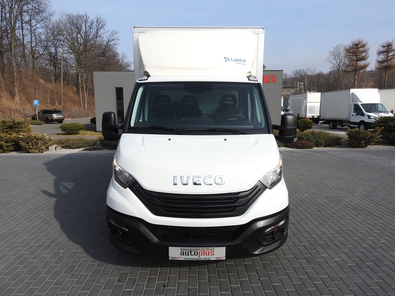 IVECO DAILY 35C16 BOX LIFT 8 PALLETS CRUISE CONTROL TWIN WHEELS AIR CONDITIONING 160HP - Koffer Transporter: das Bild 5 IVECO DAILY 35C16 BOX LIFT 8 PALLETS CRUISE CONTROL TWIN WHEELS AIR CONDITIONING 160HP - Koffer Transporter: das Bild 5