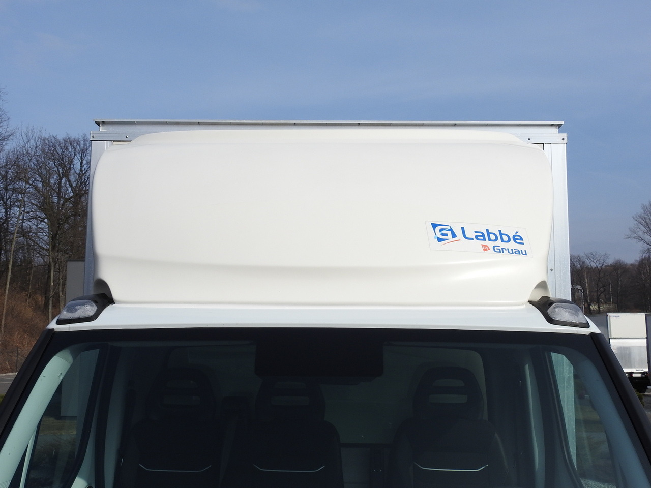 Koffer Transporter IVECO DAILY 35C16 BOX LIFT 8 PALLETS CRUISE CONTROL TWIN WHEELS AIR CONDITIONING 160HP: das Bild 15 Koffer Transporter IVECO DAILY 35C16 BOX LIFT 8 PALLETS CRUISE CONTROL TWIN WHEELS AIR CONDITIONING 160HP: das Bild 15