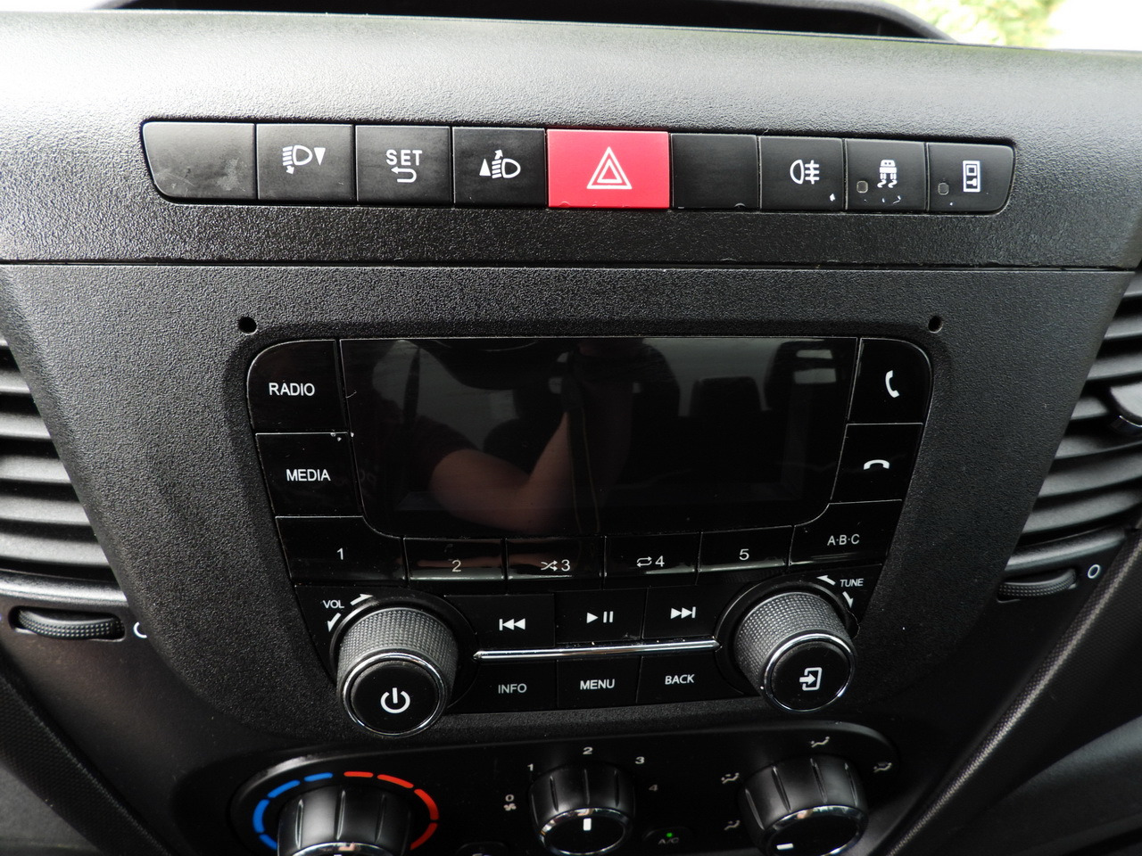 Kipper Transporter IVECO DAILY 35C16 TIPPER CRUISE CONTROL TWIN WHEELS AIR CONDITIONING  160HP: das Bild 34