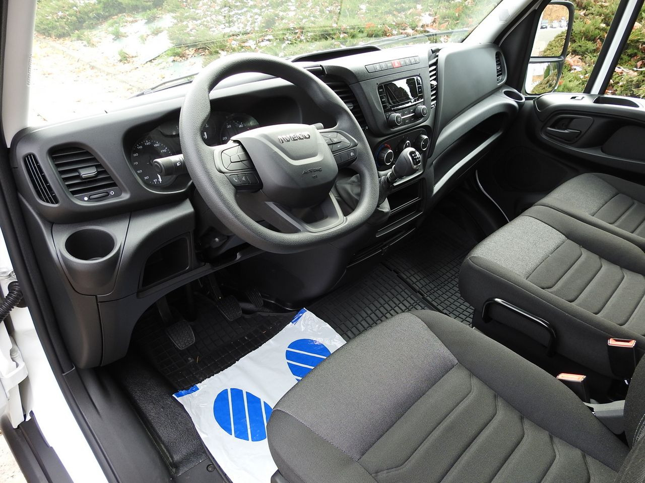 IVECO DAILY 35S16 NEW TARPAULIN LIFT 8 PALLETS CRUISE CONTROL AIR CONDITIONING 160HP - Planen Transporter: das Bild 2 IVECO DAILY 35S16 NEW TARPAULIN LIFT 8 PALLETS CRUISE CONTROL AIR CONDITIONING 160HP - Planen Transporter: das Bild 2