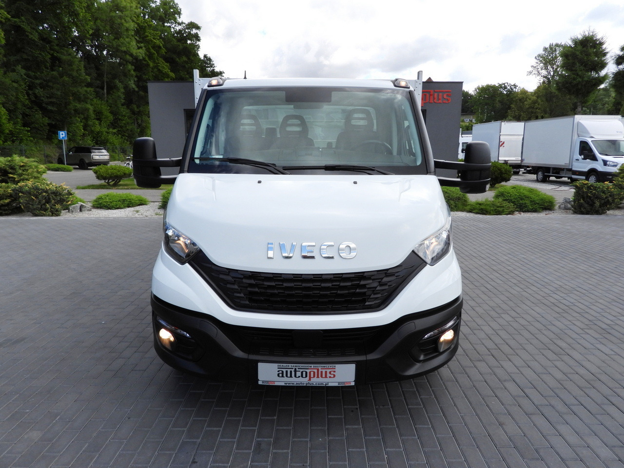 IVECO DAILY 35S16 STAKE BODY 10 PALLETS CRUISE CONTROL AIR CONDITIONING 160HP - Pritsche Transporter: das Bild 5 IVECO DAILY 35S16 STAKE BODY 10 PALLETS CRUISE CONTROL AIR CONDITIONING 160HP - Pritsche Transporter: das Bild 5