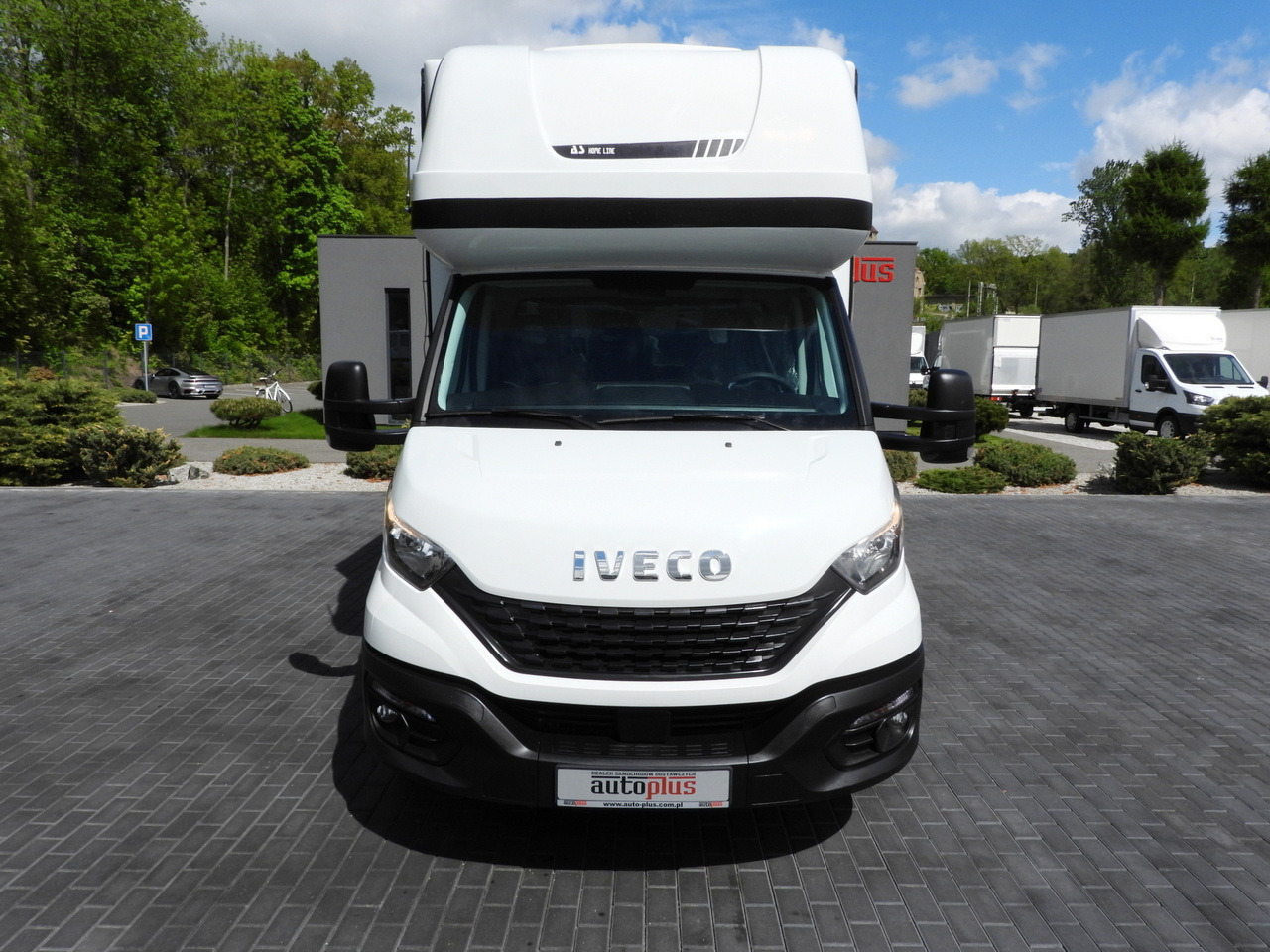 IVECO DAILY 35S18 TARPAULIN 10 PALLETS WEBASTO CRUISE CONTROL AIR CONDITIONING 180HP - Planen Transporter: das Bild 5 IVECO DAILY 35S18 TARPAULIN 10 PALLETS WEBASTO CRUISE CONTROL AIR CONDITIONING 180HP - Planen Transporter: das Bild 5