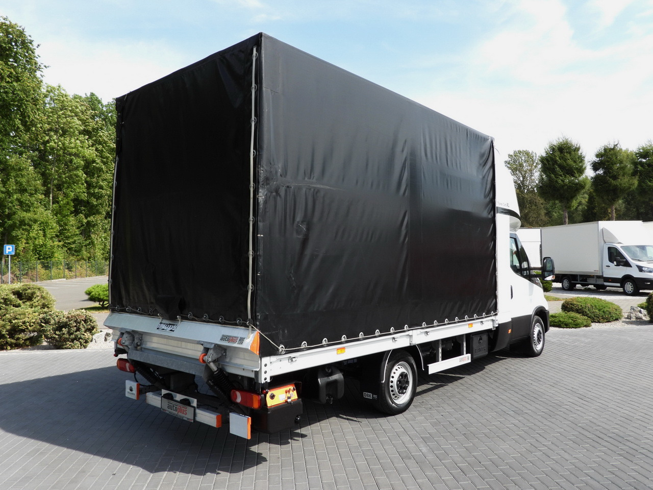 IVECO DAILY 35S18 TARPAULIN LIFT 8 PALLETS CRUISE CONTROL AIR CONDITIONING 180HP - Planen Transporter: das Bild 3 IVECO DAILY 35S18 TARPAULIN LIFT 8 PALLETS CRUISE CONTROL AIR CONDITIONING 180HP - Planen Transporter: das Bild 3