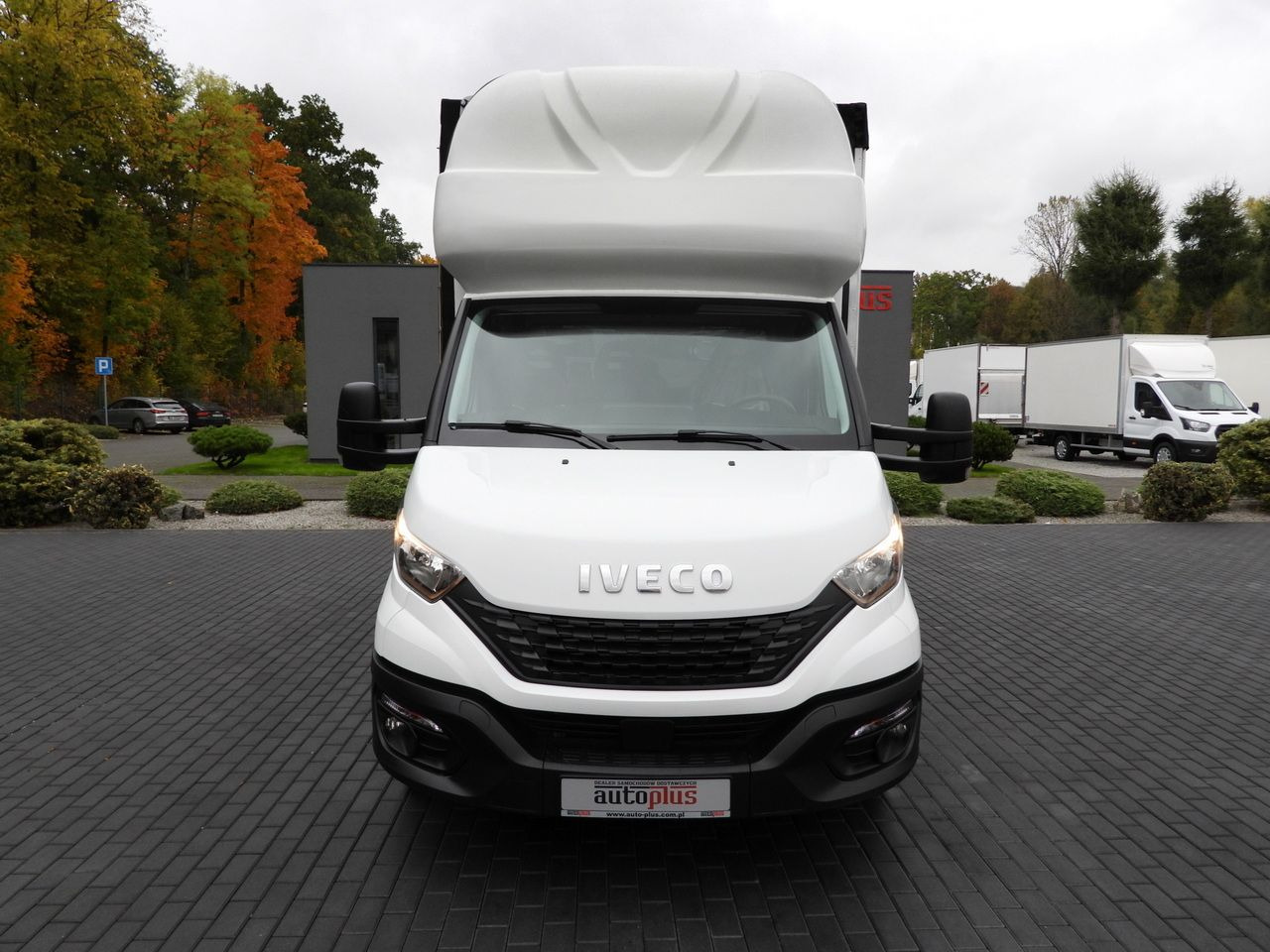 IVECO DAILY 35S18 TARPAULIN LIFT 8 PALLETS WEBASTO CRUISE CONTROL AIR CONDITIONING 180HP - Planen Transporter: das Bild 5 IVECO DAILY 35S18 TARPAULIN LIFT 8 PALLETS WEBASTO CRUISE CONTROL AIR CONDITIONING 180HP - Planen Transporter: das Bild 5