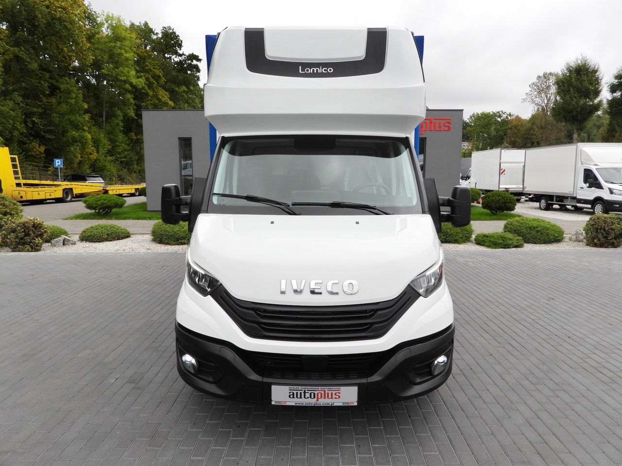 IVECO DAILY 35S18 TARPAULIN LIFT 8 PALLETS WEBASTO CRUISE CONTROL LED LIGHTS AIR CONDITIONING 180HP - Planen Transporter: das Bild 5 IVECO DAILY 35S18 TARPAULIN LIFT 8 PALLETS WEBASTO CRUISE CONTROL LED LIGHTS AIR CONDITIONING 180HP - Planen Transporter: das Bild 5
