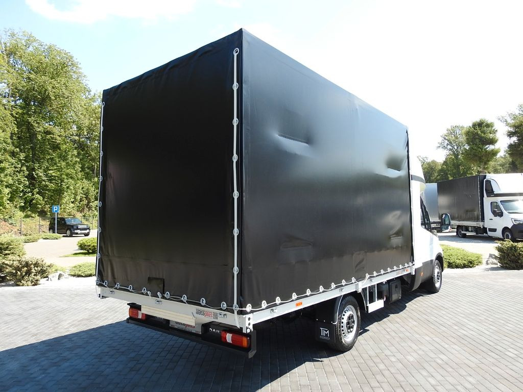 Iveco DAILY 35S18 NEUE PRITSCHE PLANE 8 PALETTEN A/C - Planen Transporter, Transporter mit Doppelkabine: das Bild 3 Iveco DAILY 35S18 NEUE PRITSCHE PLANE 8 PALETTEN A/C - Planen Transporter, Transporter mit Doppelkabine: das Bild 3