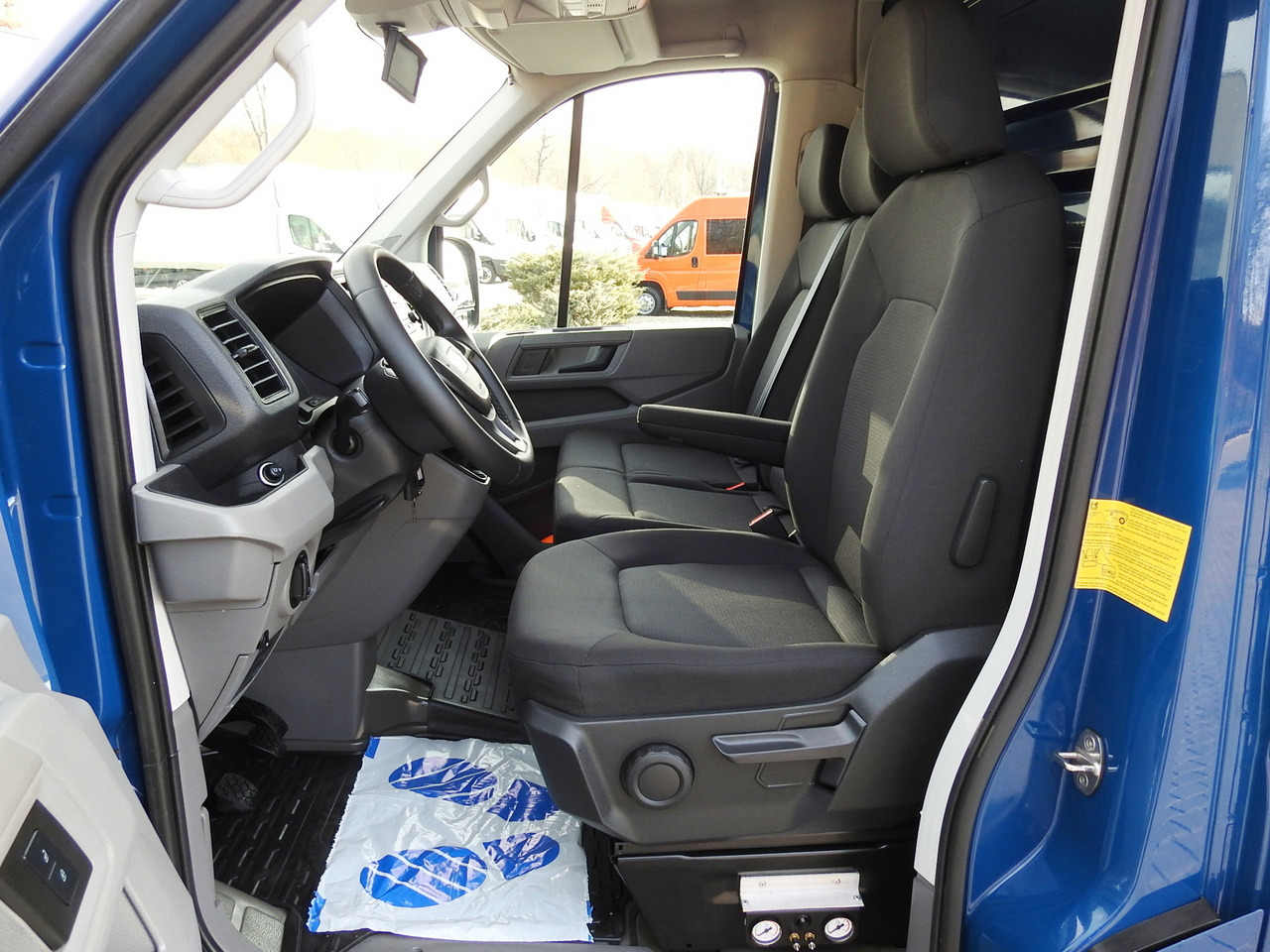 Kühltransporter MAN TGE 3.180 REGRIGERATOR BOX -5*C 8 PALLETS HEATING FUNCTION CRUISE CONTROL PNEUMATICS AIR CONDITIONING  180HP: das Bild 26