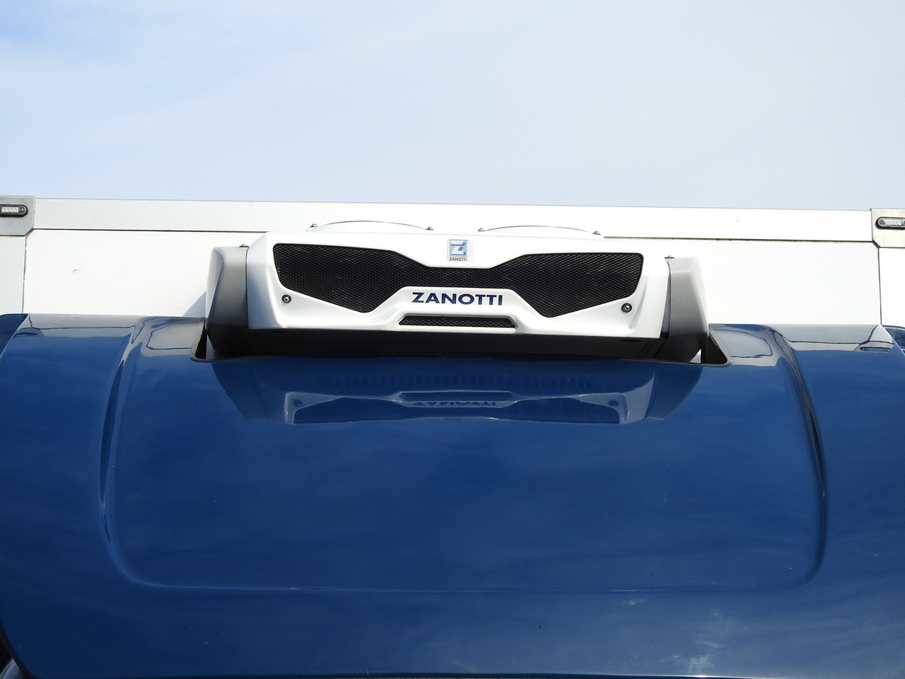 Kühltransporter MAN TGE 3.180 REGRIGERATOR BOX -5*C 8 PALLETS HEATING FUNCTION CRUISE CONTROL PNEUMATICS AIR CONDITIONING  180HP: das Bild 15