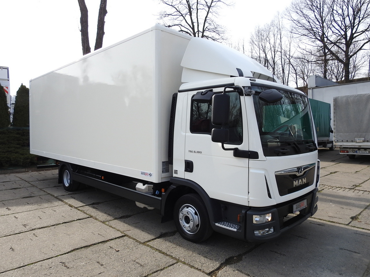 MAN TGL 8.18 BOX 16 PALLETS CRUISE CONTROL TWIN WHEELS 180HP - Koffer LKW: das Bild 4 MAN TGL 8.18 BOX 16 PALLETS CRUISE CONTROL TWIN WHEELS 180HP - Koffer LKW: das Bild 4
