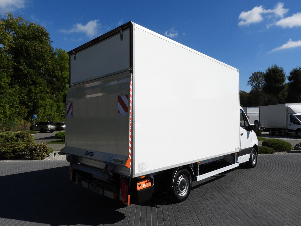 MERCEDES SPRINTER 315 BOX LIFT 8 PALLETS AIR CONDITIONING 150HP - Koffer Transporter: das Bild 3 MERCEDES SPRINTER 315 BOX LIFT 8 PALLETS AIR CONDITIONING 150HP - Koffer Transporter: das Bild 3