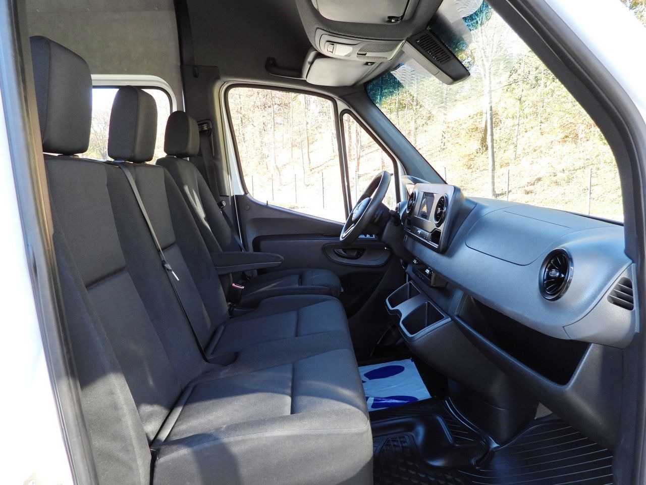MERCEDES SPRINTER 316 BOX DELIVERY VAN 7 SEATS CRUISE CONTROL AUTOMATIC TRANSMISSION AIR CONDITIONING 160HP - Kastenwagen: das Bild 2 MERCEDES SPRINTER 316 BOX DELIVERY VAN 7 SEATS CRUISE CONTROL AUTOMATIC TRANSMISSION AIR CONDITIONING 160HP - Kastenwagen: das Bild 2