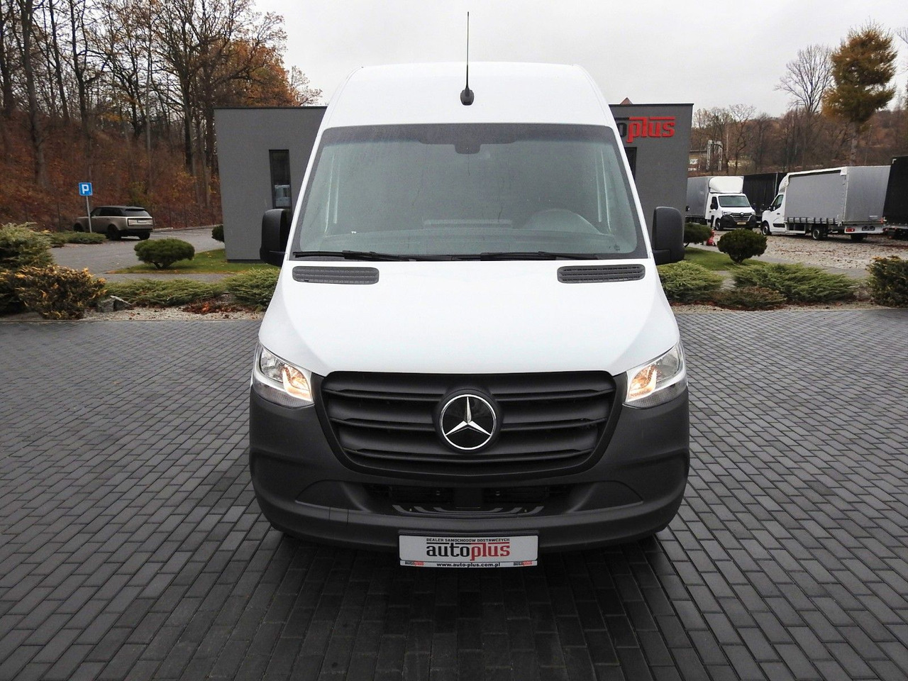 Mercedes-Benz ESPRINTER NEUE ELEKTRISCHEN KASTENWAGEN AUTOMAT - Kastenwagen, Elektro-Transporter: das Bild 5 Mercedes-Benz ESPRINTER NEUE ELEKTRISCHEN KASTENWAGEN AUTOMAT - Kastenwagen, Elektro-Transporter: das Bild 5