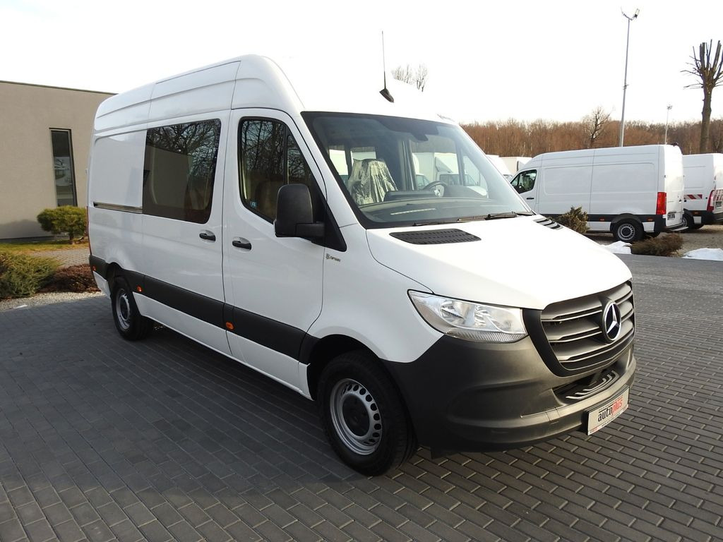 Mercedes-Benz SPRINTER 314 KASTENWAGEN DOPPELKABINE 6 SITZE - Kastenwagen, Transporter mit Doppelkabine: das Bild 4 Mercedes-Benz SPRINTER 314 KASTENWAGEN DOPPELKABINE 6 SITZE - Kastenwagen, Transporter mit Doppelkabine: das Bild 4