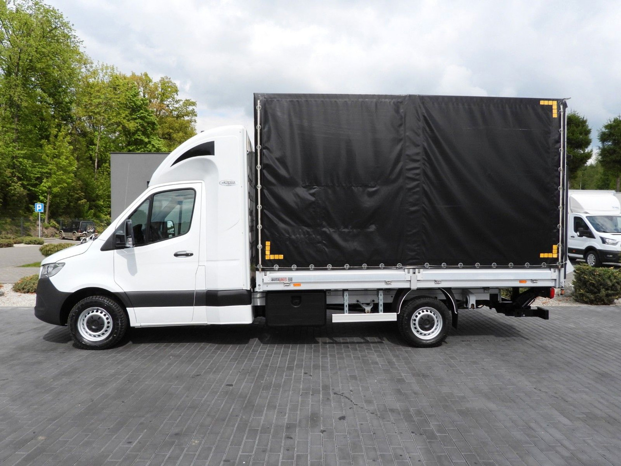 Planen Transporter, Transporter mit Doppelkabine Mercedes-Benz SPRINTER 316 PRITSCHE PLANE AUFZUG 8 PALETTEN: das Bild 8