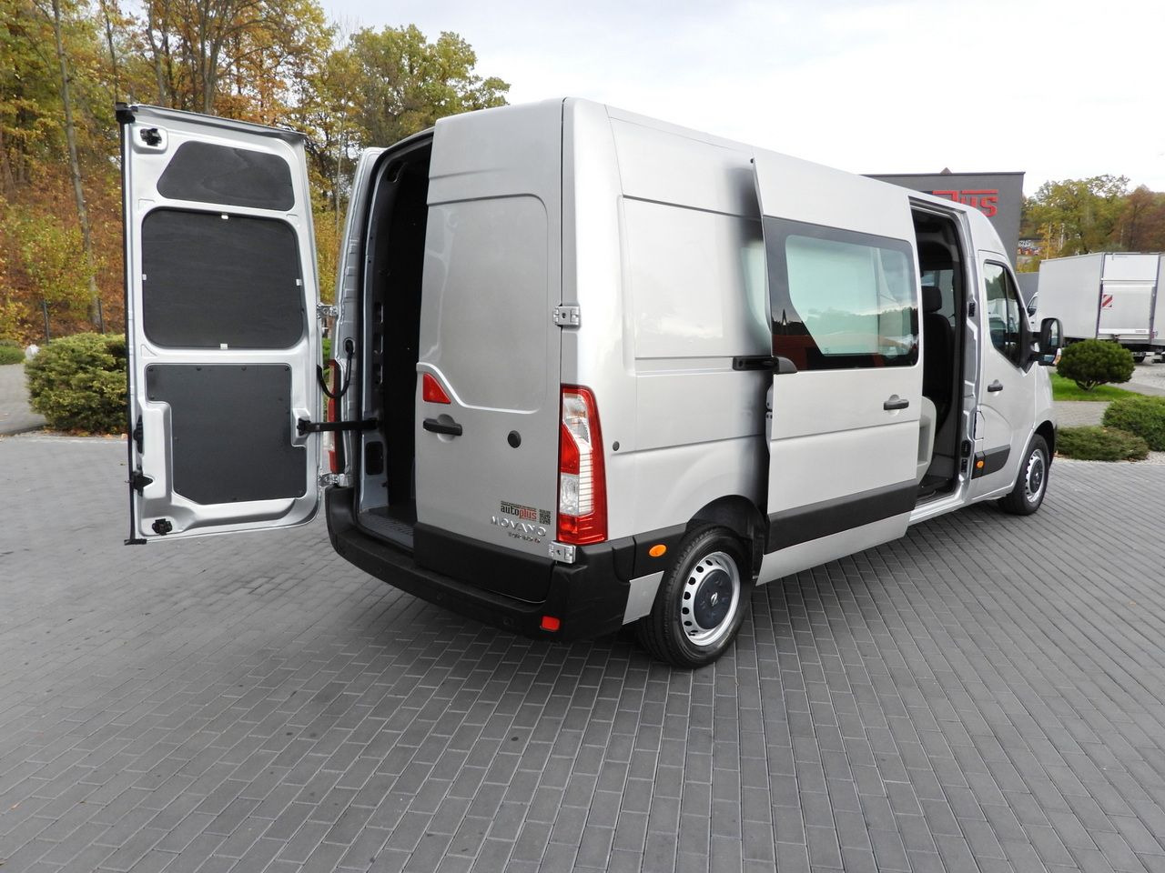 OPEL MOVANO BOX DELIVERY VAN 7 SEATS CRUISE CONTROL LED LIGHTS AIR CONDITIONING 180HP - Kastenwagen: das Bild 3 OPEL MOVANO BOX DELIVERY VAN 7 SEATS CRUISE CONTROL LED LIGHTS AIR CONDITIONING 180HP - Kastenwagen: das Bild 3