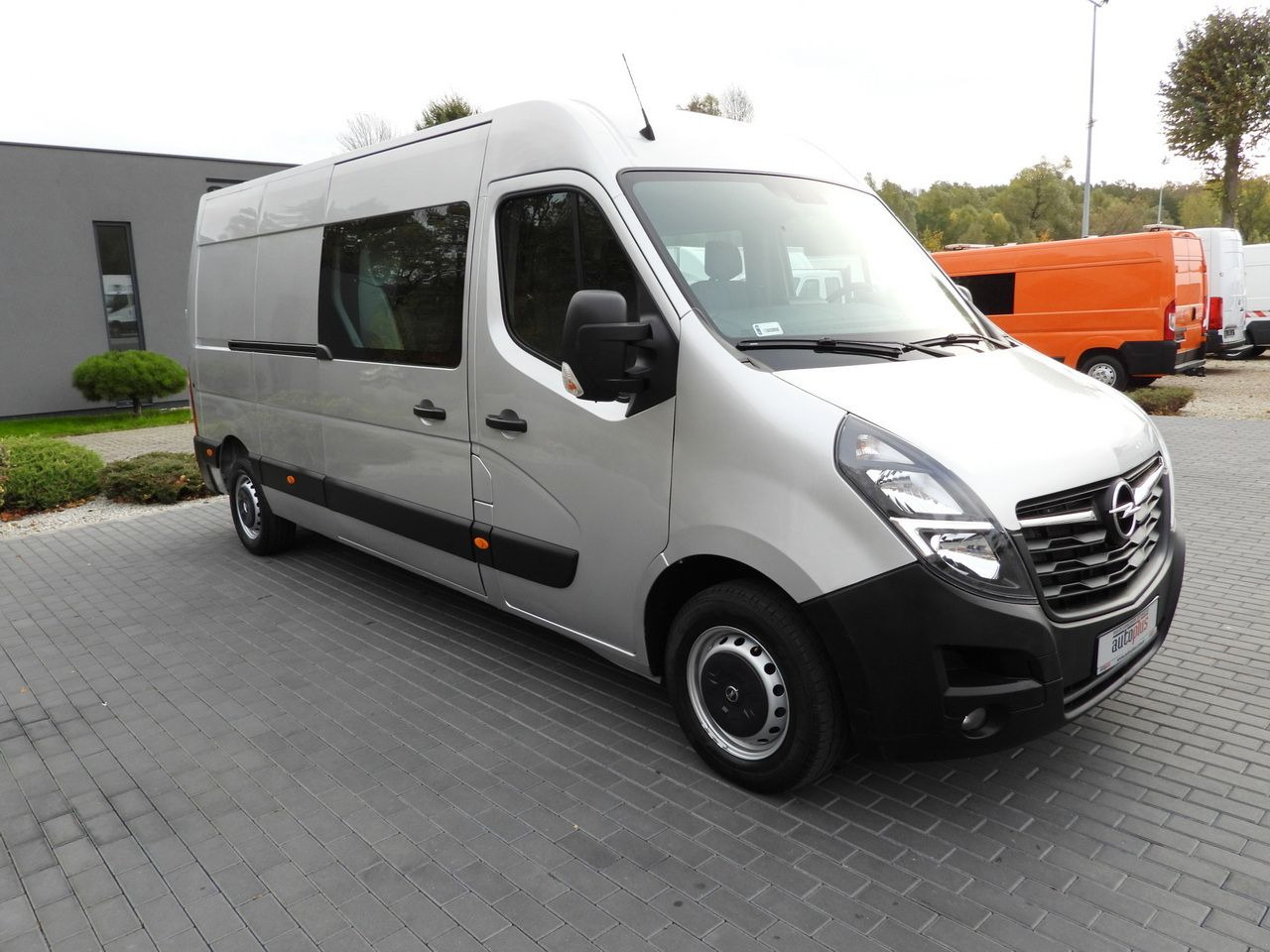 OPEL MOVANO BOX DELIVERY VAN 7 SEATS CRUISE CONTROL LED LIGHTS AIR CONDITIONING 180HP - Kastenwagen: das Bild 4 OPEL MOVANO BOX DELIVERY VAN 7 SEATS CRUISE CONTROL LED LIGHTS AIR CONDITIONING 180HP - Kastenwagen: das Bild 4
