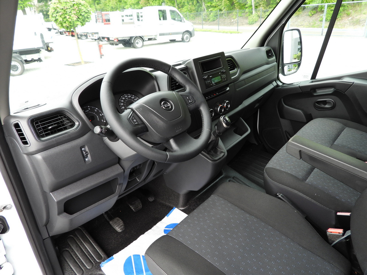 OPEL MOVANO TARPAULIN LIFT 9 PALLETS WEBASTO CRUISE CONTROL LED LIGHTS PNEUMATICS AIR CONDITIONING 165HP - Planen Transporter: das Bild 2 OPEL MOVANO TARPAULIN LIFT 9 PALLETS WEBASTO CRUISE CONTROL LED LIGHTS PNEUMATICS AIR CONDITIONING 165HP - Planen Transporter: das Bild 2