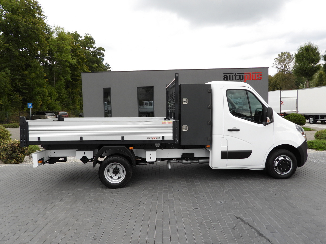 Kipper Transporter OPEL MOVANO TIPPER NAVIGATION LED LIGHTS TWIN WHEELS AIR CONDITIONING  145HP: das Bild 7