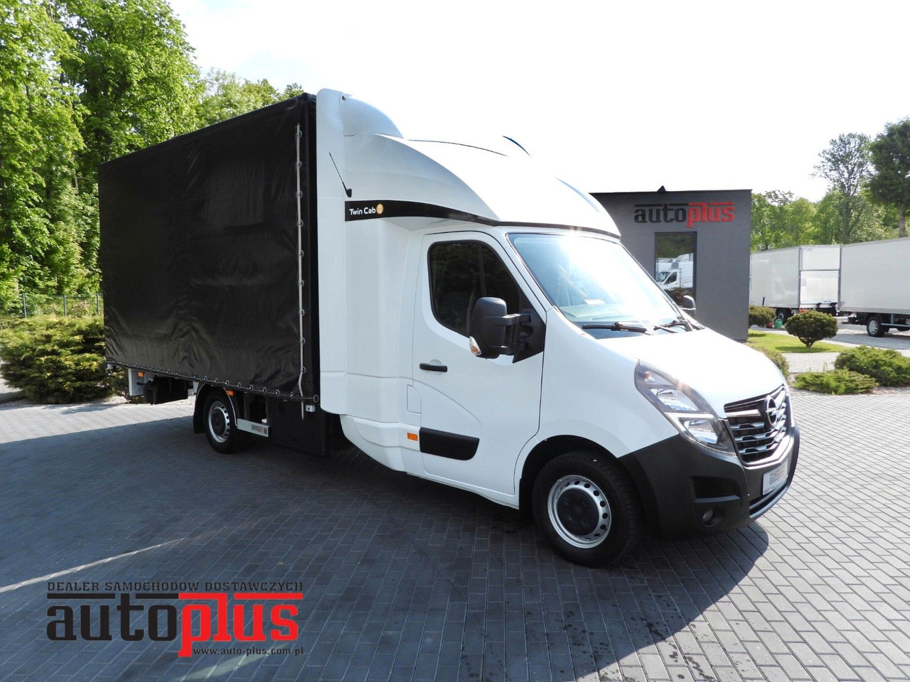 Opel MOVANO PRITSCHE PLANE 10 PALETTEN WEBASTO A/C Opel MOVANO PRITSCHE PLANE 10 PALETTEN WEBASTO A/C - Planen Transporter, Transporter mit Doppelkabine: das Bild 1 Opel MOVANO PRITSCHE PLANE 10 PALETTEN WEBASTO A/C Opel MOVANO PRITSCHE PLANE 10 PALETTEN WEBASTO A/C - Planen Transporter, Transporter mit Doppelkabine: das Bild 1