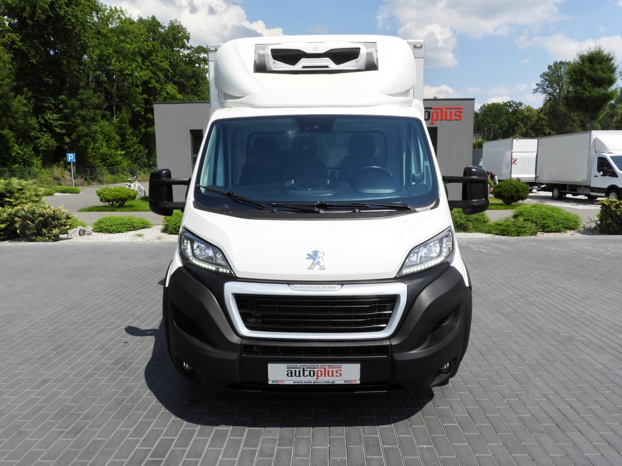 PEUGEOT BOXER REGRIGERATOR BOX 0*C 8 PALLETS CRUISE CONTROL LED LIGHTS AIR CONDITIONING 165HP - Kühltransporter: das Bild 5 PEUGEOT BOXER REGRIGERATOR BOX 0*C 8 PALLETS CRUISE CONTROL LED LIGHTS AIR CONDITIONING 165HP - Kühltransporter: das Bild 5