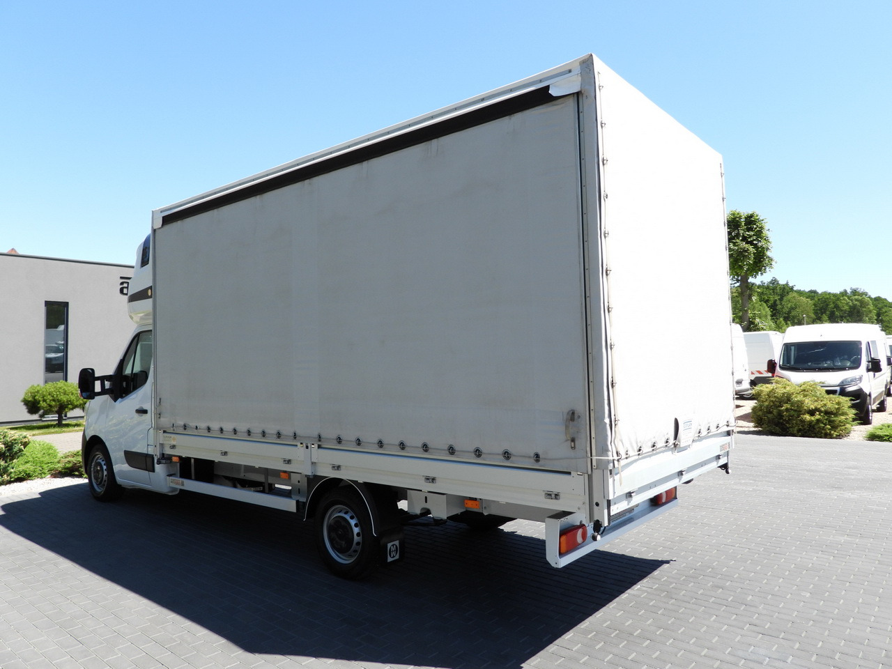 Planen Transporter RENAULT MASTER  TARPAULIN 10 PALLETS WEBASTO CRUISE CONTROL LED LIGHTS PNEUMATICS AIR CONDITIONING  165HP: das Bild 10