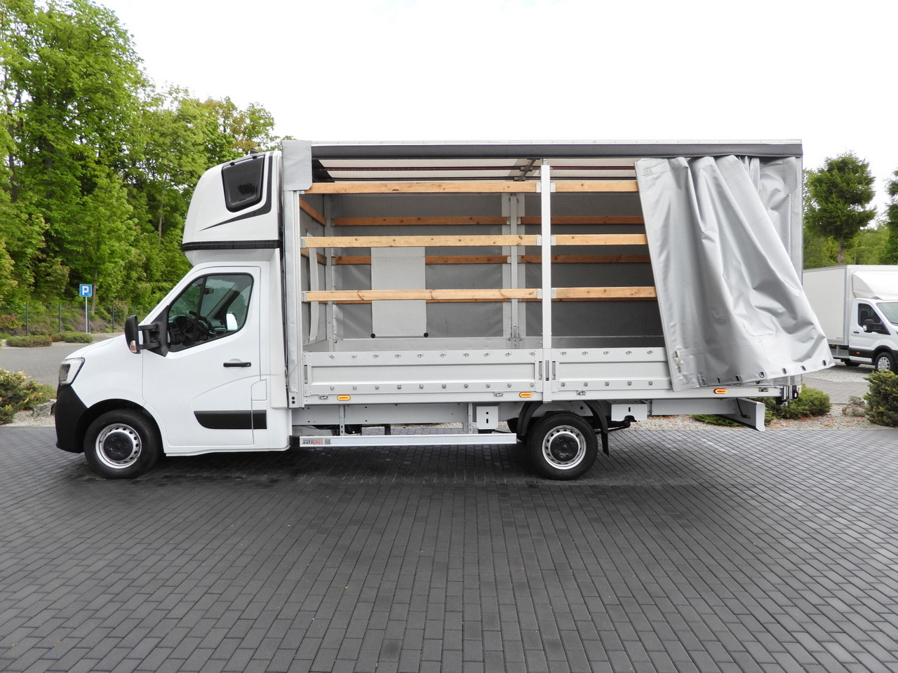 Planen Transporter RENAULT MASTER TARPAULIN 10 PALLETS WEBASTO CRUISE CONTROL LED LIGHTS PNEUMATICS AIR CONDITIONING 165HP: das Bild 8 Planen Transporter RENAULT MASTER TARPAULIN 10 PALLETS WEBASTO CRUISE CONTROL LED LIGHTS PNEUMATICS AIR CONDITIONING 165HP: das Bild 8