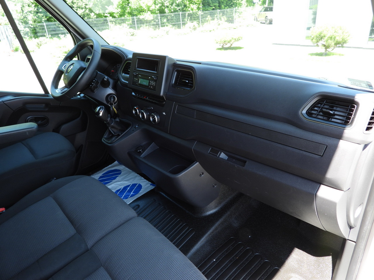 Planen Transporter RENAULT MASTER  TARPAULIN 10 PALLETS WEBASTO CRUISE CONTROL LED LIGHTS PNEUMATICS AIR CONDITIONING  165HP: das Bild 39