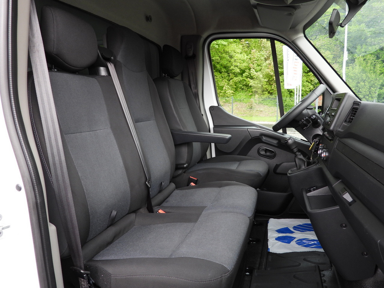 Planen Transporter RENAULT MASTER TARPAULIN 10 PALLETS WEBASTO CRUISE CONTROL LED LIGHTS PNEUMATICS AIR CONDITIONING 165HP: das Bild 36 Planen Transporter RENAULT MASTER TARPAULIN 10 PALLETS WEBASTO CRUISE CONTROL LED LIGHTS PNEUMATICS AIR CONDITIONING 165HP: das Bild 36