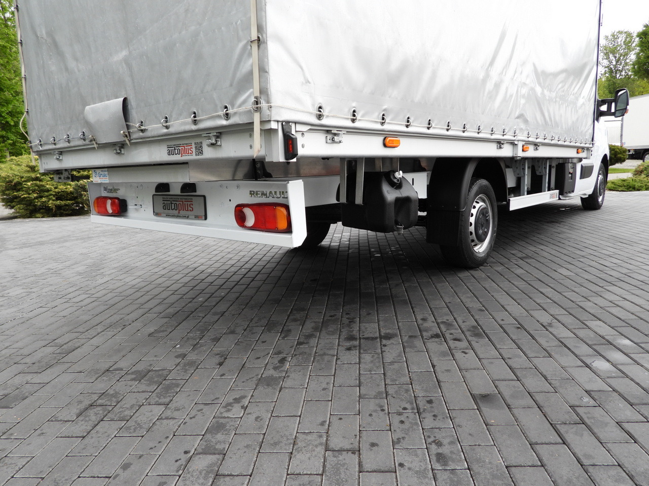 Planen Transporter RENAULT MASTER TARPAULIN 10 PALLETS WEBASTO CRUISE CONTROL LED LIGHTS PNEUMATICS AIR CONDITIONING 165HP: das Bild 23 Planen Transporter RENAULT MASTER TARPAULIN 10 PALLETS WEBASTO CRUISE CONTROL LED LIGHTS PNEUMATICS AIR CONDITIONING 165HP: das Bild 23