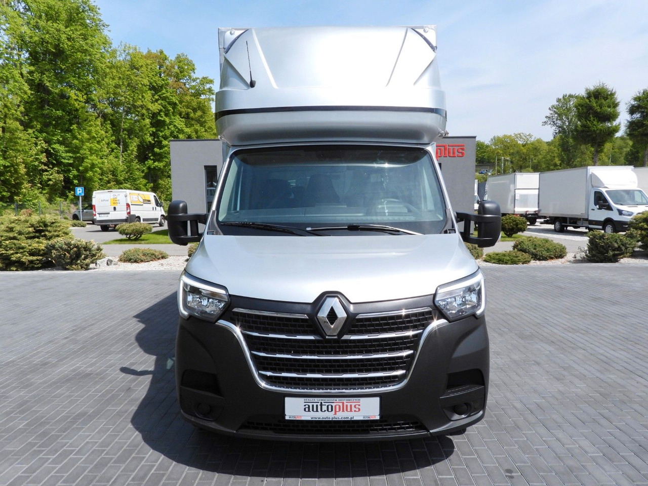 Renault MASTER PRITSCHE PLANE 10 PALETTEN WEBASTO A/C - Planen Transporter: das Bild 5 Renault MASTER PRITSCHE PLANE 10 PALETTEN WEBASTO A/C - Planen Transporter: das Bild 5