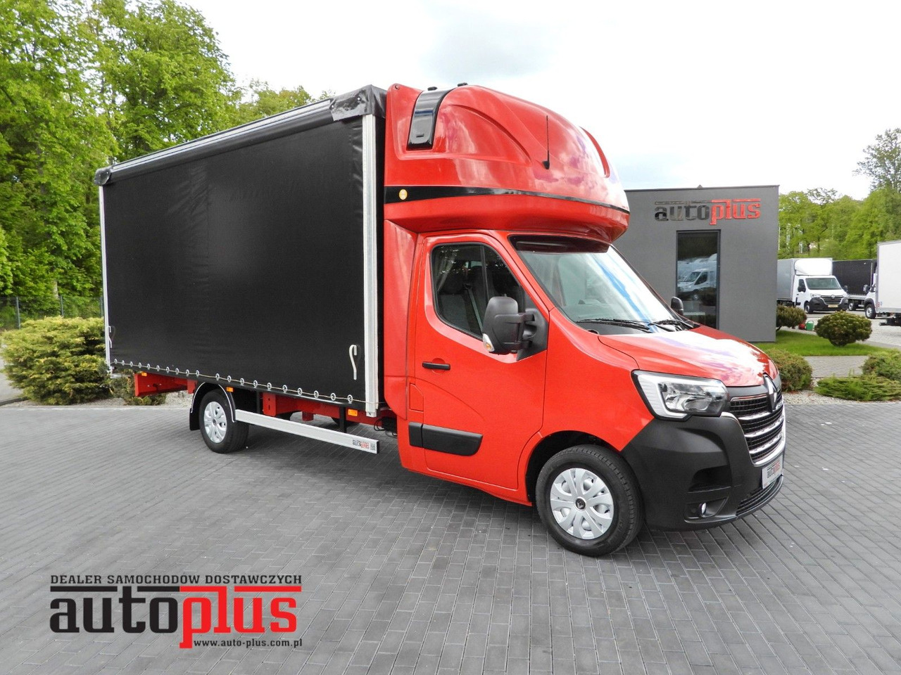 Renault MASTER PRITSCHE PLANE 10 PALETTEN WEBASTO A/C - Planen Transporter: das Bild 1 Renault MASTER PRITSCHE PLANE 10 PALETTEN WEBASTO A/C - Planen Transporter: das Bild 1
