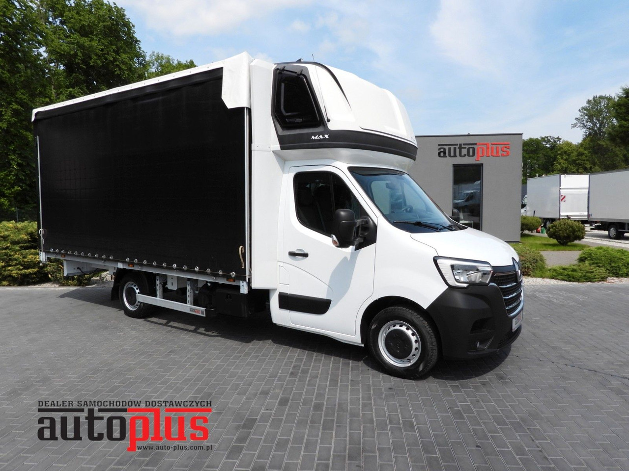 Renault MASTER PRITSCHE PLANE 12 PALETTEN WEBASTO A/C - Planen Transporter: das Bild 1 Renault MASTER PRITSCHE PLANE 12 PALETTEN WEBASTO A/C - Planen Transporter: das Bild 1