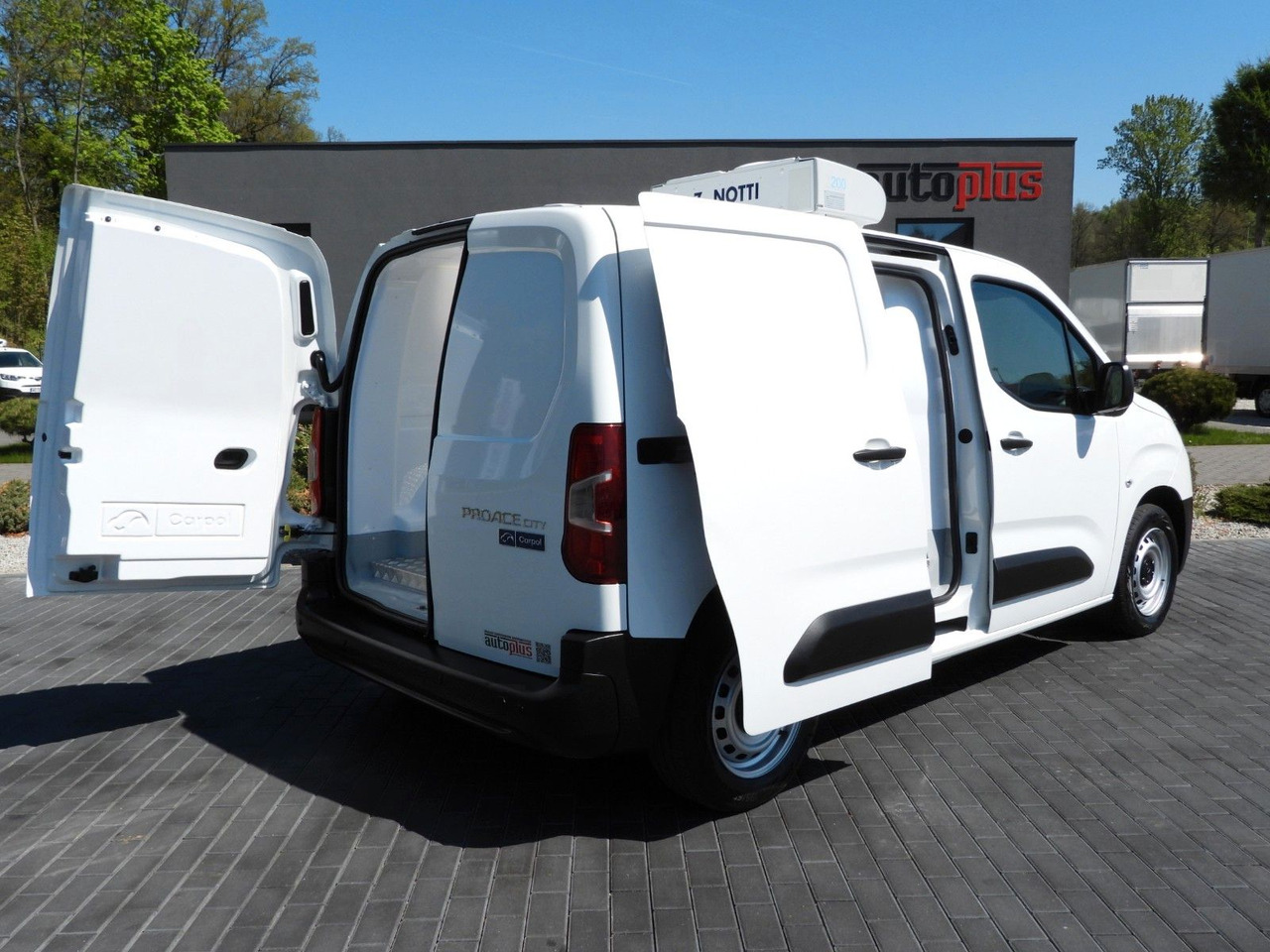 Toyota PROACE CITY KÜHLKASTENWAGEN -15*C TEMPOMAT - Kühltransporter: das Bild 3 Toyota PROACE CITY KÜHLKASTENWAGEN -15*C TEMPOMAT - Kühltransporter: das Bild 3