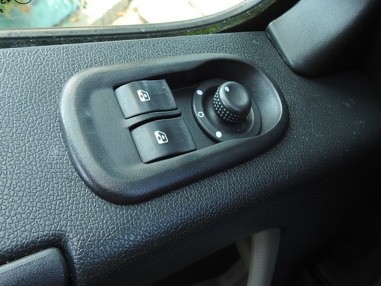 Transporter RENAULT MASTER CRUISE CONTROL AIR CONDITIONING  110HP: das Bild 28