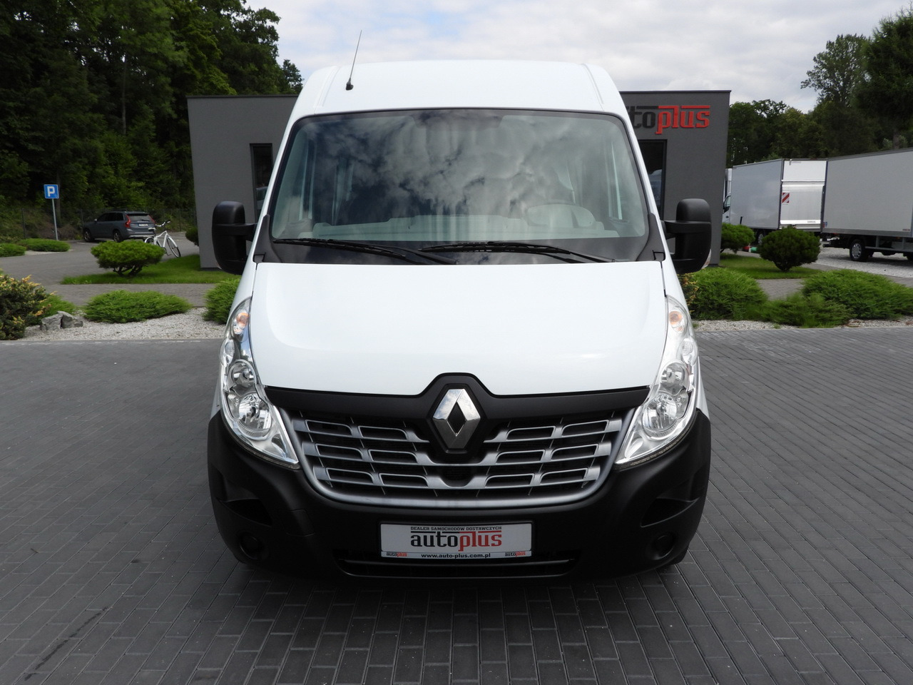 Transporter RENAULT MASTER CRUISE CONTROL AIR CONDITIONING  110HP: das Bild 5
