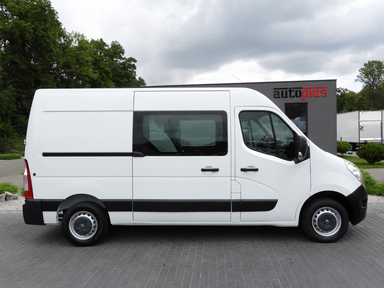 Transporter RENAULT MASTER CRUISE CONTROL AIR CONDITIONING  110HP: das Bild 7